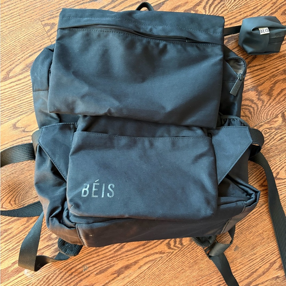 Sleek Black Beis Diaper Bag